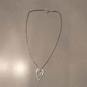 Elegant Silver Heart Pendant Necklace